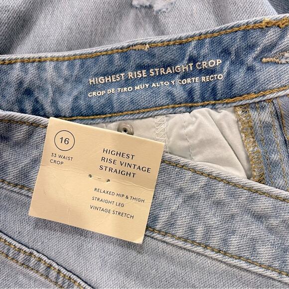 Universal Thread Highest Rise Straight Cropped Jeans in Super Light Wash 16 / 33 - Picture 8 of 13